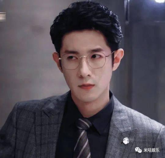 娱乐圈爆料博白男星是谁,揭秘白男星真实身份  第2张 娱乐圈爆料博白男星是谁,揭秘白男星真实身份  第2张